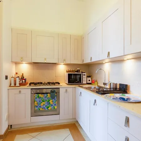 Holiday home Lovely In With Wifi