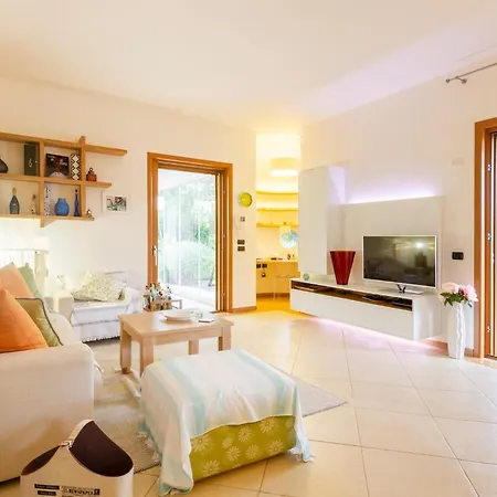 Lovely In With Wifi Holiday home Polignano a Mare